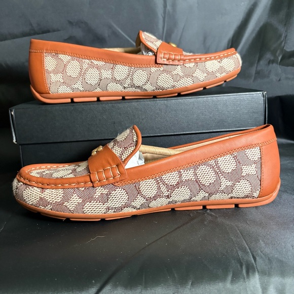 Coach Woman’s Tan and Brown Loafers- shoes used once - Picture 9 of 16